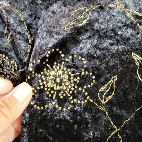 CERVELLE Women's Black Gold Floral Velvet Long Sleeve Blouse 3X Whimsigoth Goth - Picture 6 of 12